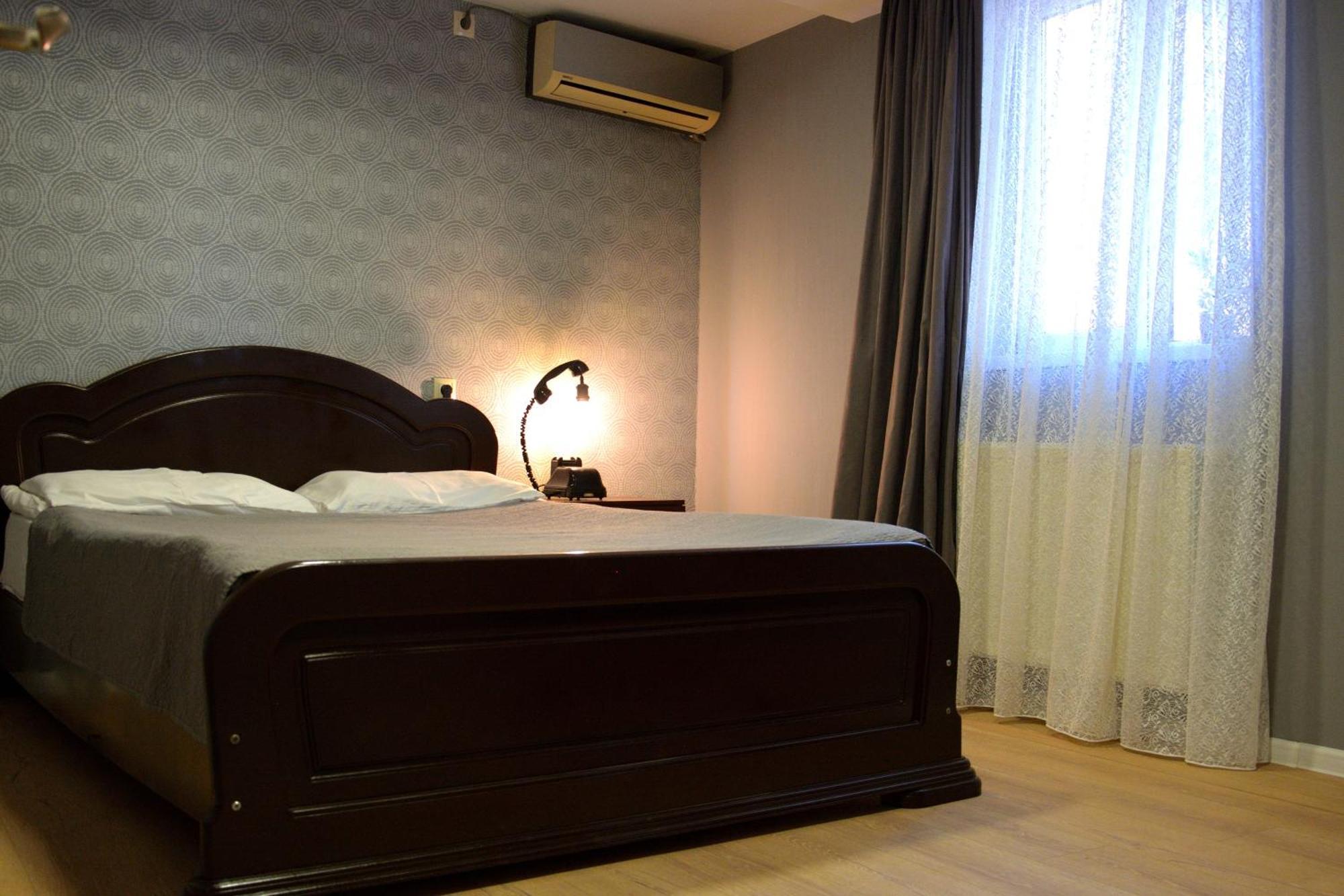 Nikas Apartment Tbilisi ภายนอก รูปภาพ