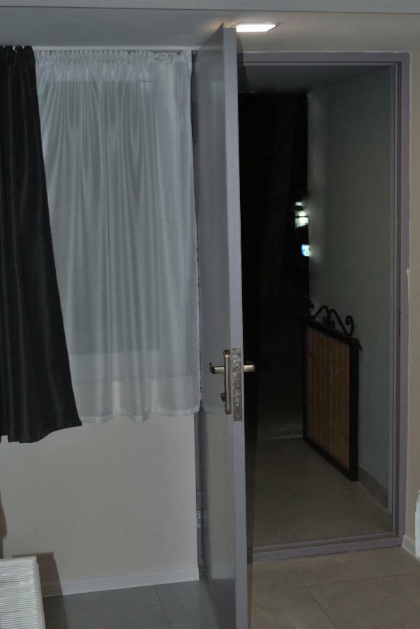 Nikas Apartment Tbilisi ภายนอก รูปภาพ