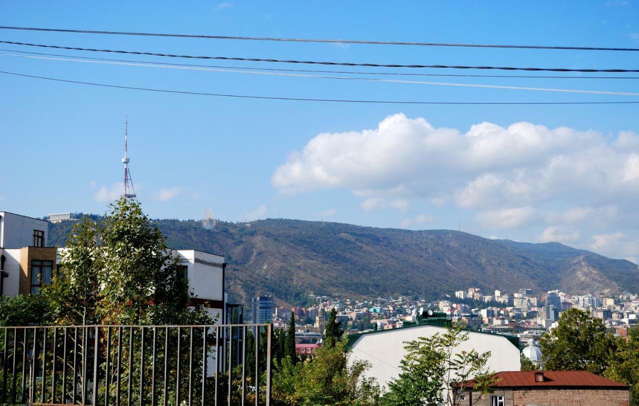 Nikas Apartment Tbilisi ภายนอก รูปภาพ